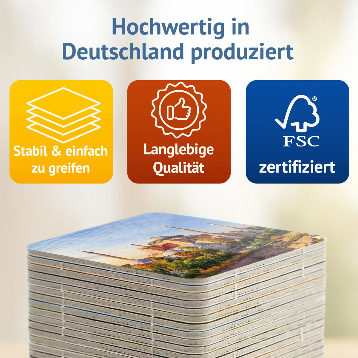 Stapel dicker Memokarten, oben eine Karte mit der Hagia Sophia. Text: Hochwertig in Deutschland produziert – stabil & einfach zu greifen, langlebige Qualität, FSC-zertifiziert.