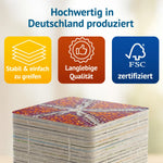 Stapel dicker Memokarten aus dem Memospiel „Kunstvoll – Muster der Natur“, oben eine Karte mit Seestern-Nahaufnahme. Text: Hochwertig in Deutschland produziert – stabil & einfach zu greifen, langlebige Qualität, FSC-zertifiziert.